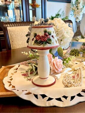 Kimberly Designs Vintage Tea Light Holder Fairy Lamp with Flower Basket-Weave